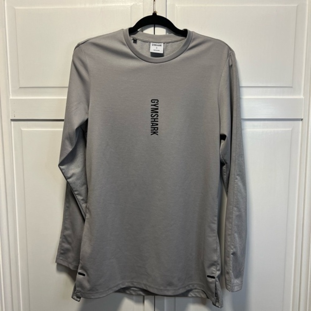 Gymshark Raid Long Sleeve T-Shirt Size Men’s Small Color Light Gray